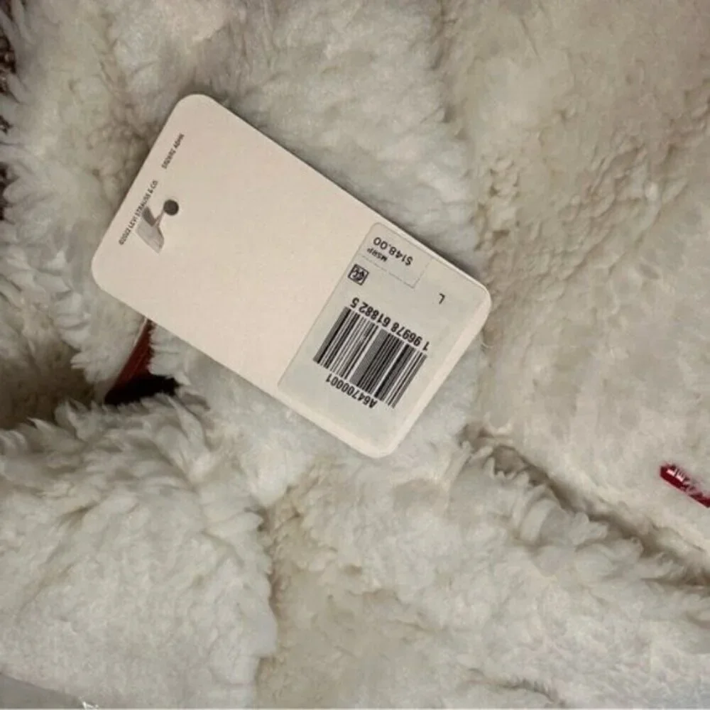 NWT Levi's Baby Bubble Sherpa Trucker Jacket Coconut Milk Size Medium